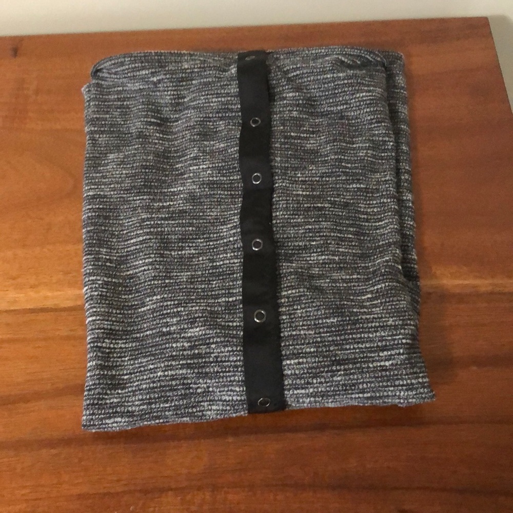 Luluemon Vinyassa Scarf